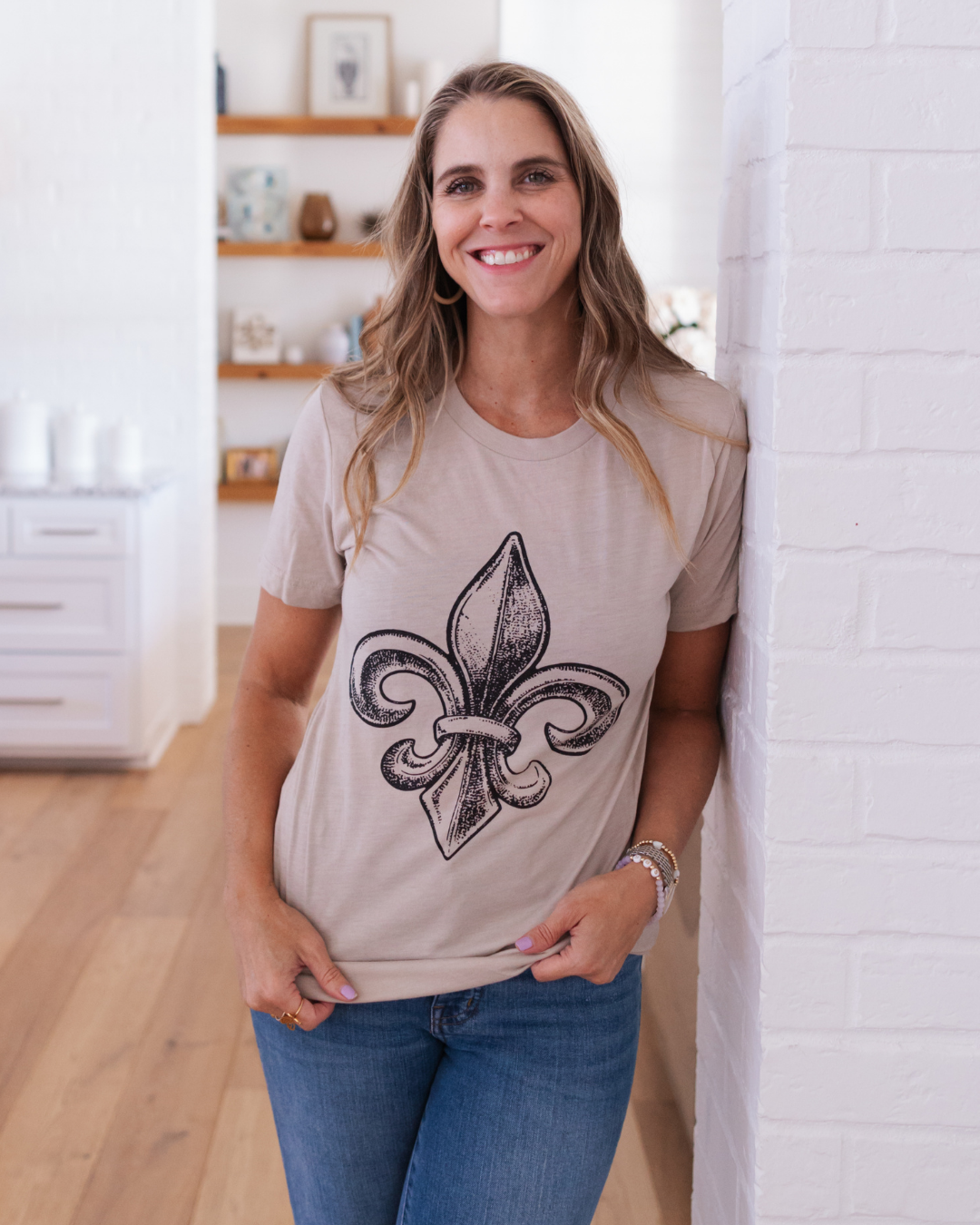 Fleur De Lis T-Shirt, Louisiana State Icon, Sweet Baton Rouge T-Shirts, Louisiana Apparel